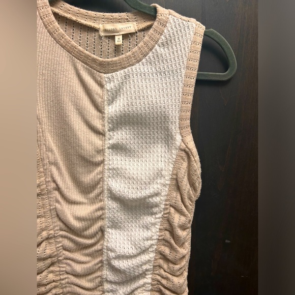 Women’s Gilded Intent Ruched Tank Top - Picture 3 of 4
